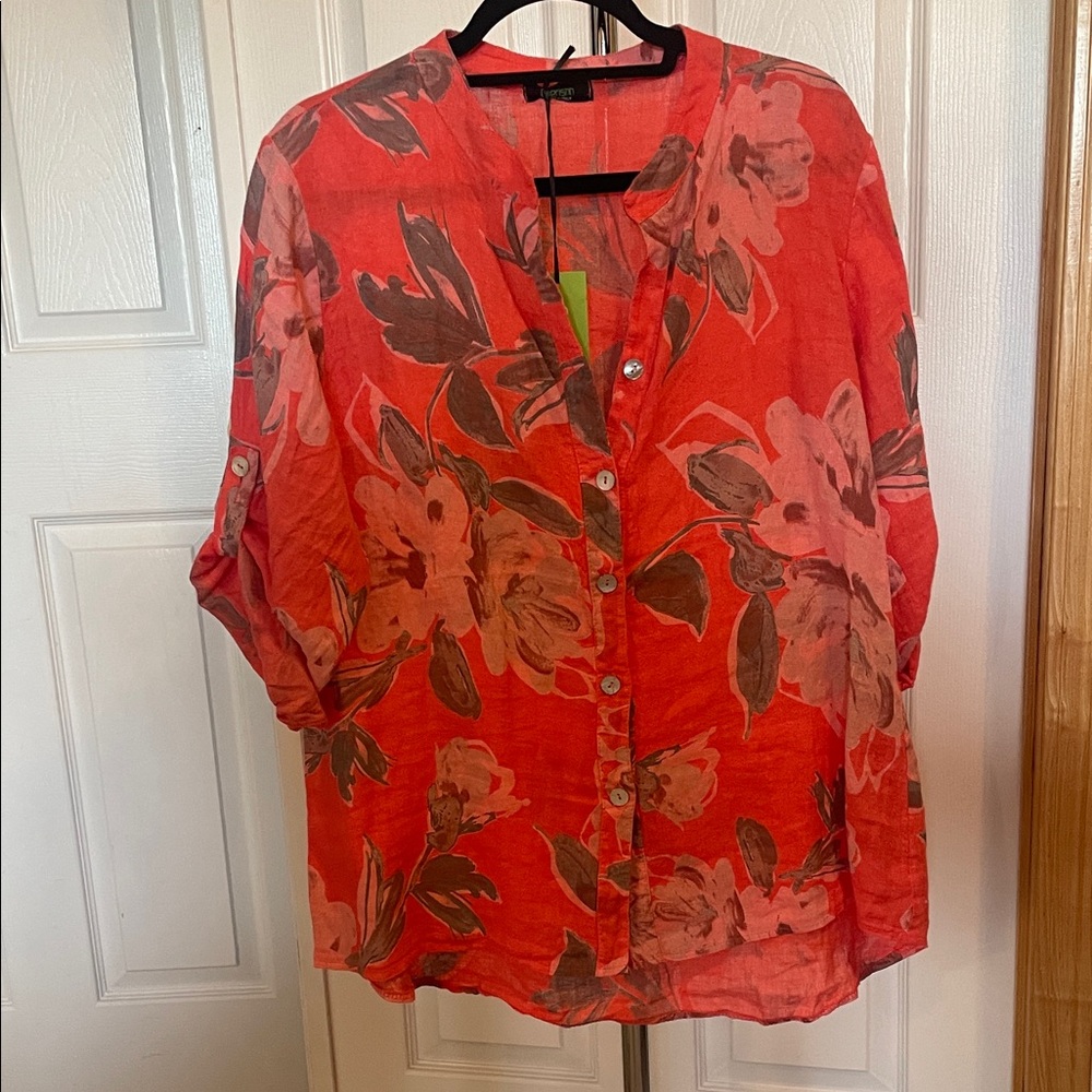 Cherish Coral Floral Button-Front Blouse